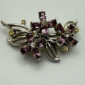 Vintage Kramer Silver Tone Clear Purple Rhinestone Brooch Pin Jewelry Flowers